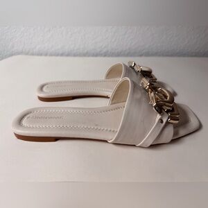 Stradivarius Cream Slide Sandals | Gold Chain Accent Flat Sandals